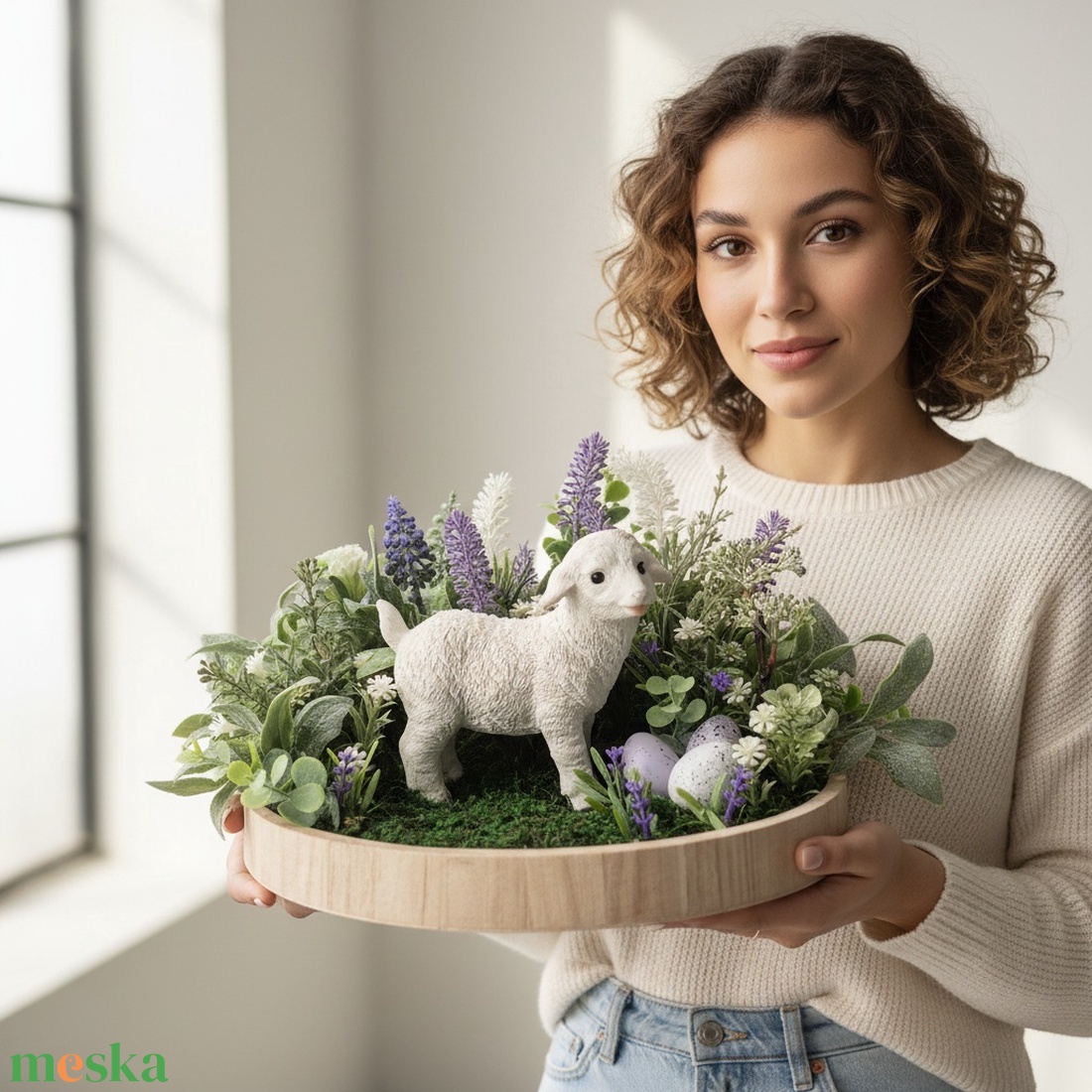 Bárányos asztaldísz fa tálcán � természetes hatású dekoráció - otthon & életmód - dekoráció - asztal és polc dekoráció - asztaldísz - Meska.hu