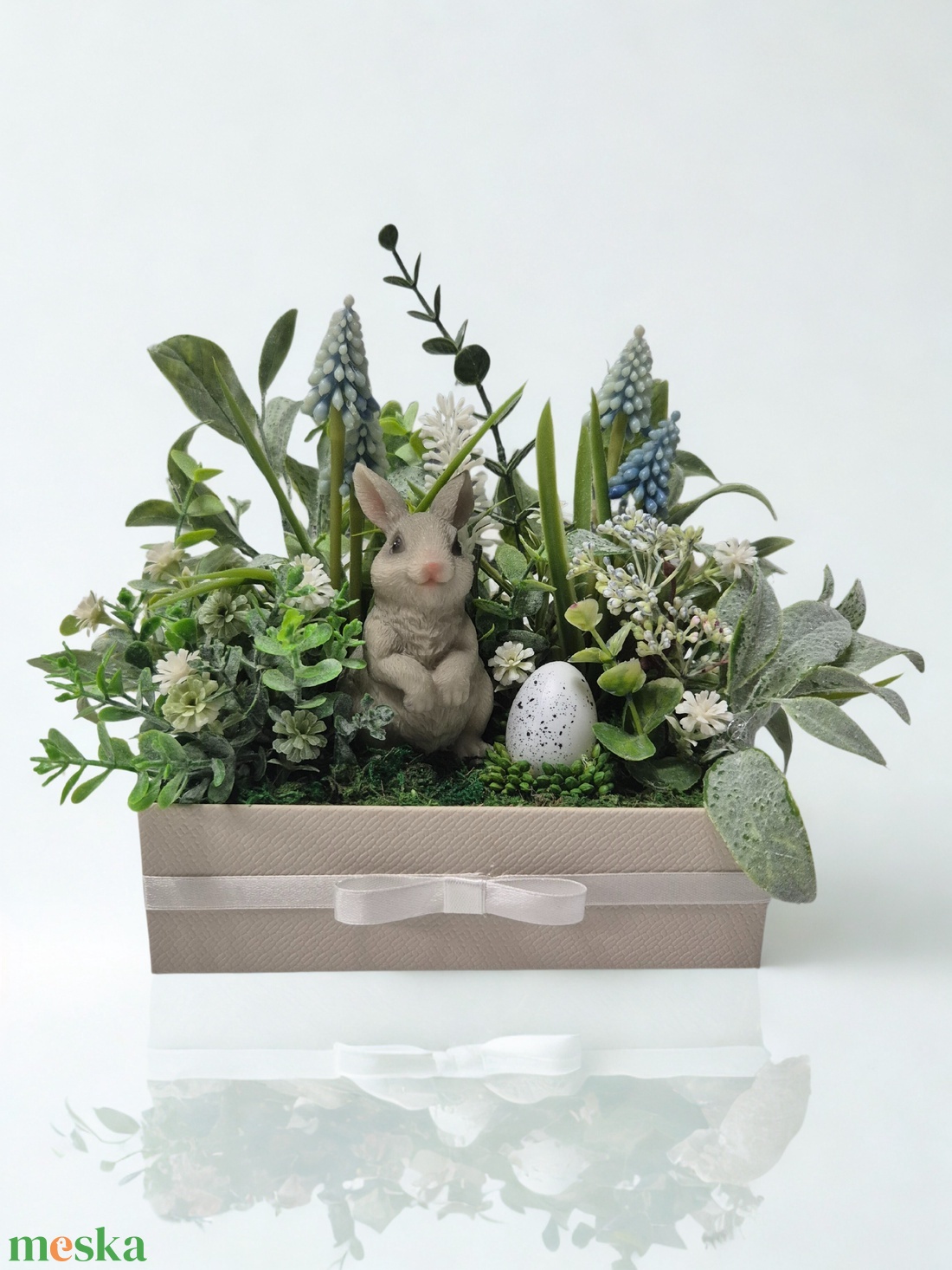 Letisztult húsvéti asztaldísz nyuszival � tavaszi KENDEKOR dekoráció dobozban - otthon & életmód - dekoráció - asztal és polc dekoráció - asztaldísz - Meska.hu