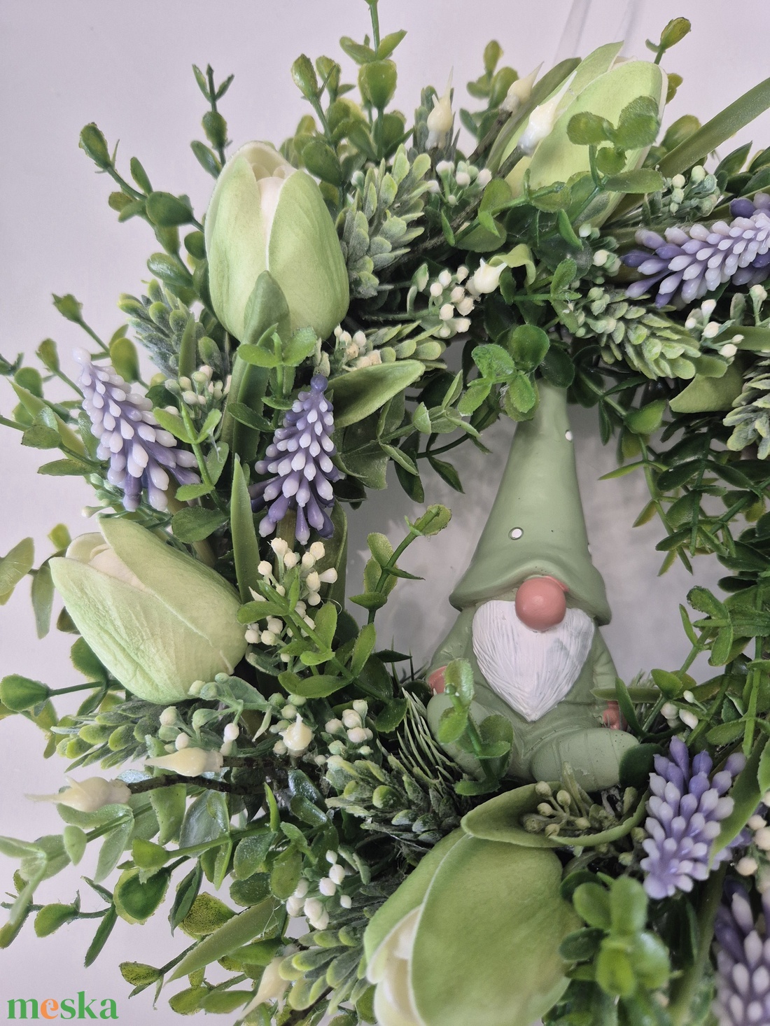 Tulipános tavaszi koszorú manóval- természetes hatású, élethű virágokkal - otthon & életmód - dekoráció - ajtó- és ablak dekoráció - ajtódísz & kopogtató - Meska.hu