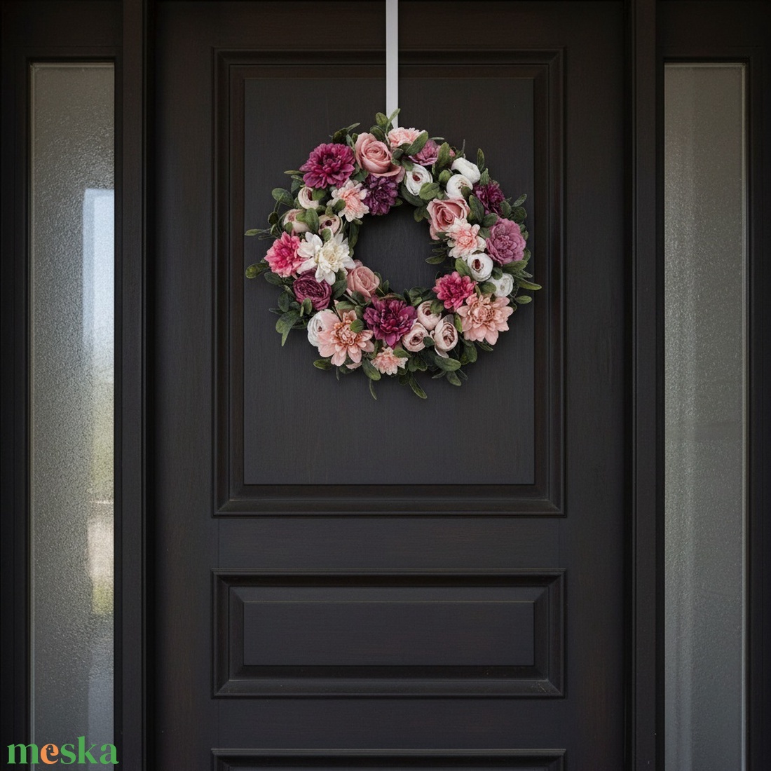 Virágos elegáns koszorú � virágos ajtódekoráció, romantikus színvilág - nagyméretű - otthon & életmód - dekoráció - ajtó- és ablak dekoráció - ajtódísz & kopogtató - Meska.hu