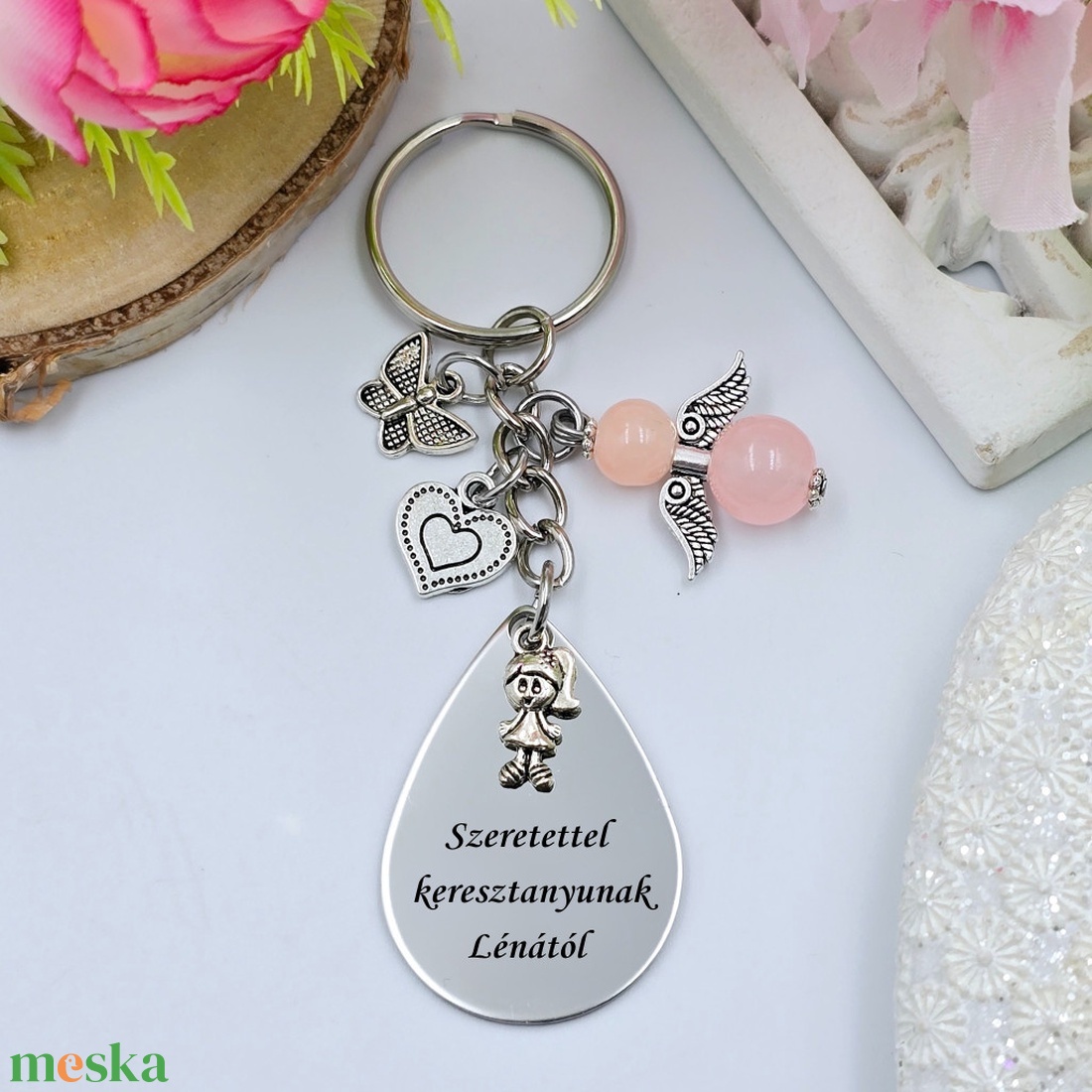 Gravírozott kulcstartó saját felirattal, charmokkal - táska & tok - kulcstartó & táskadísz - kulcstartó - Meska.hu