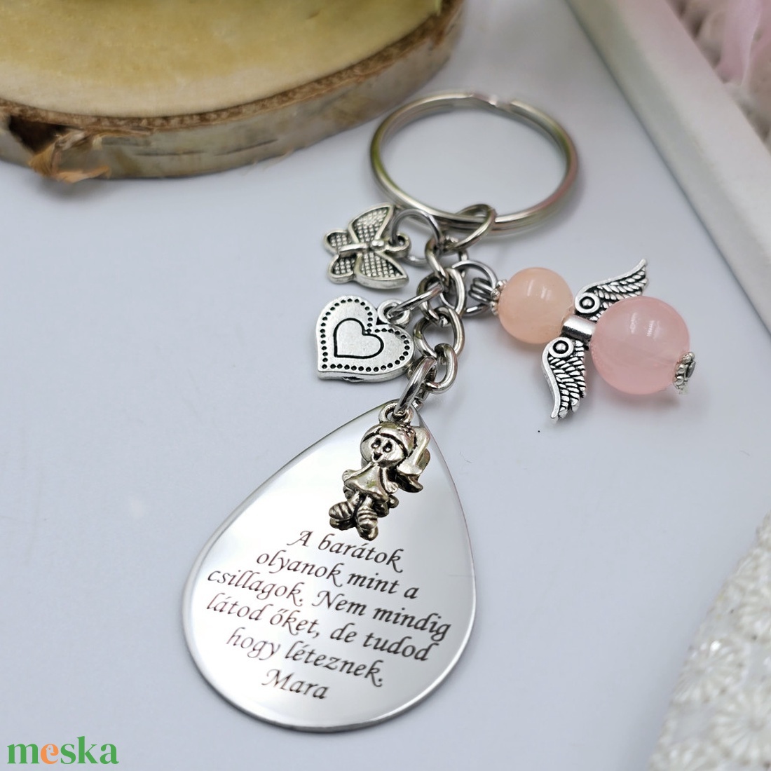 Gravírozott kulcstartó saját felirattal, charmokkal - táska & tok - kulcstartó & táskadísz - kulcstartó - Meska.hu