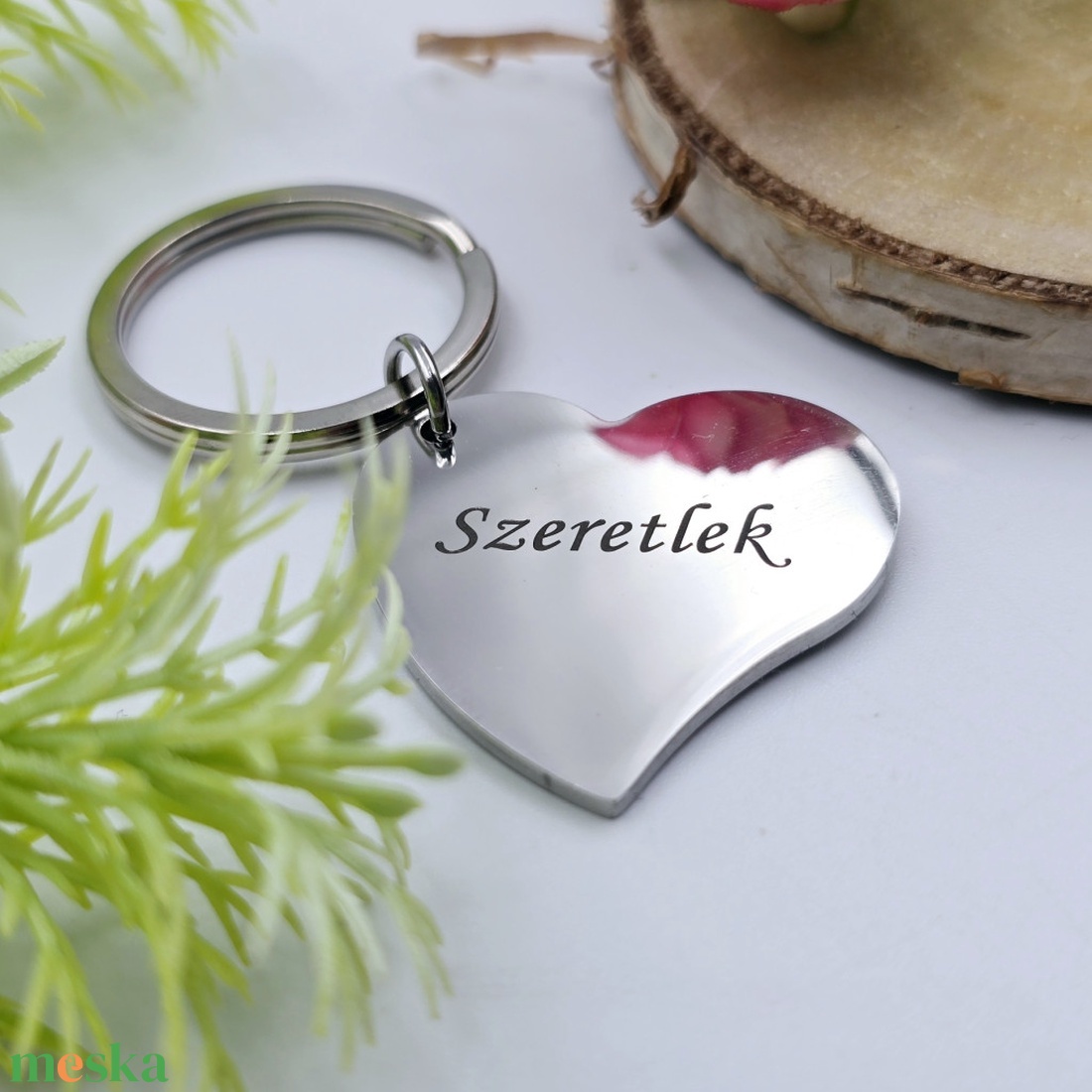 Gravírozott kulcstartó saját felirattal - szív medállal - táska & tok - kulcstartó & táskadísz - kulcstartó - Meska.hu