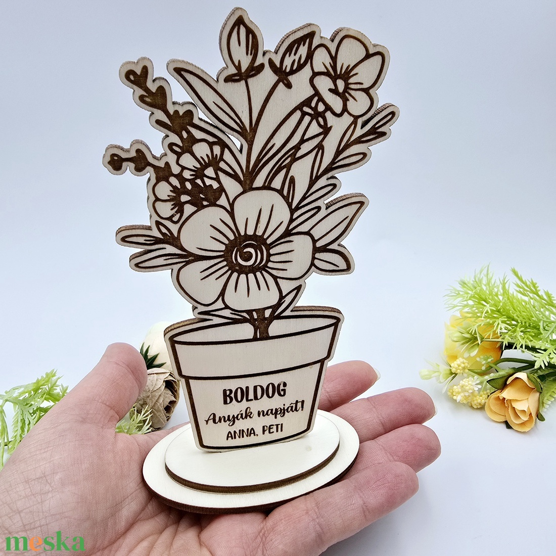 Anyák napi ajándék, asztali dísz egyedi névvel - otthon & életmód - dekoráció - asztal és polc dekoráció - asztaldísz - Meska.hu