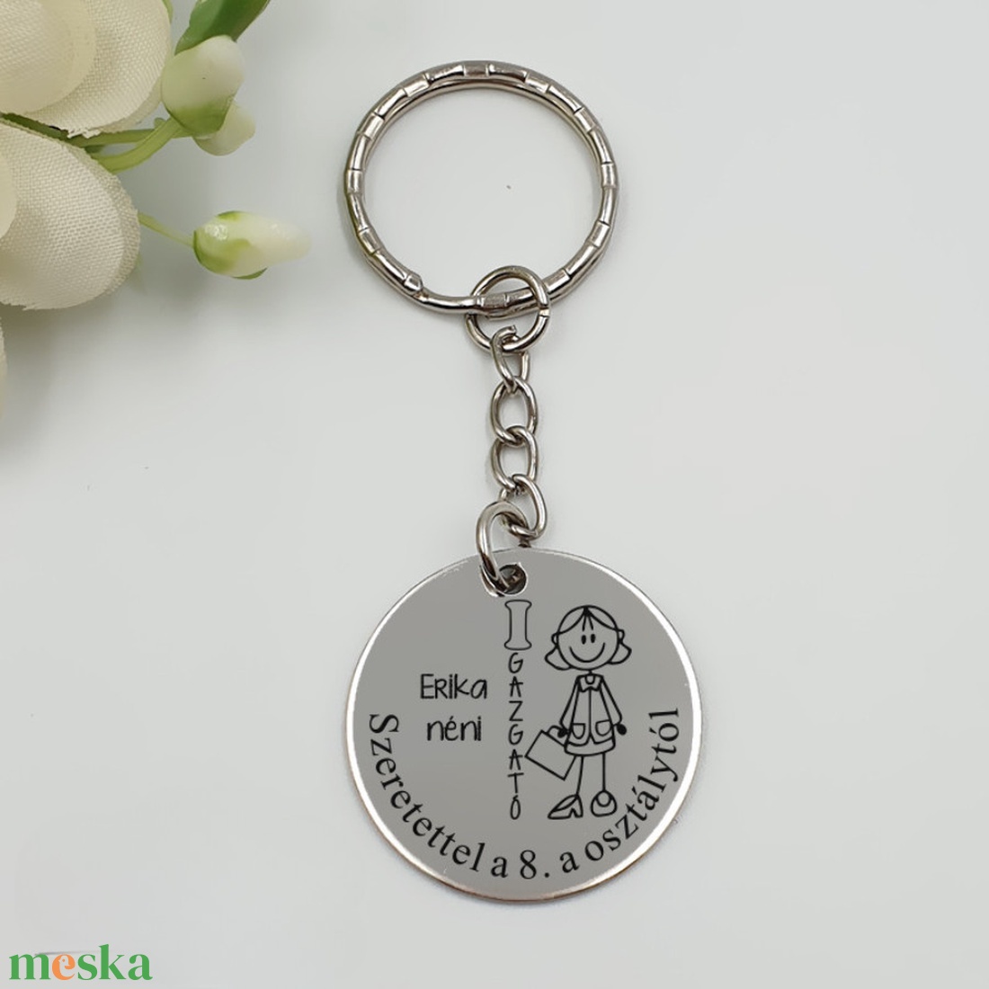 Iskolaigazgatónőnek ajándék ballagásra, pedagógusnapra, tanév végére - Gravírozott grafikás ballagási kulcstartó 1_70. - táska & tok - kulcstartó & táskadísz - kulcstartó - Meska.hu