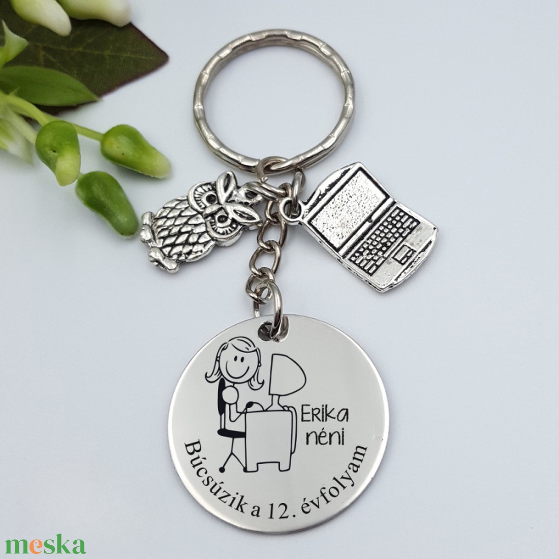 Ajándék informatikatanárnőnek ballagásra, pedagógusnapra, tanév végére - Gravírozott grafikás ballagási kulcstartó 1_23. - táska & tok - kulcstartó & táskadísz - kulcstartó - Meska.hu