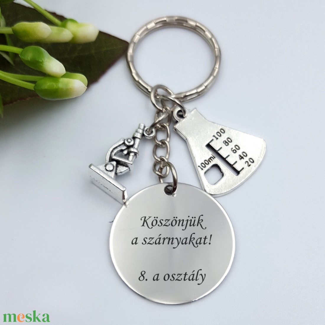 Ajándék kémiatanároknak ballagásra, pedagógusnapra, tanév végére - Gravírozott szöveges ballagási kulcstartó 1. - táska & tok - kulcstartó & táskadísz - kulcstartó - Meska.hu