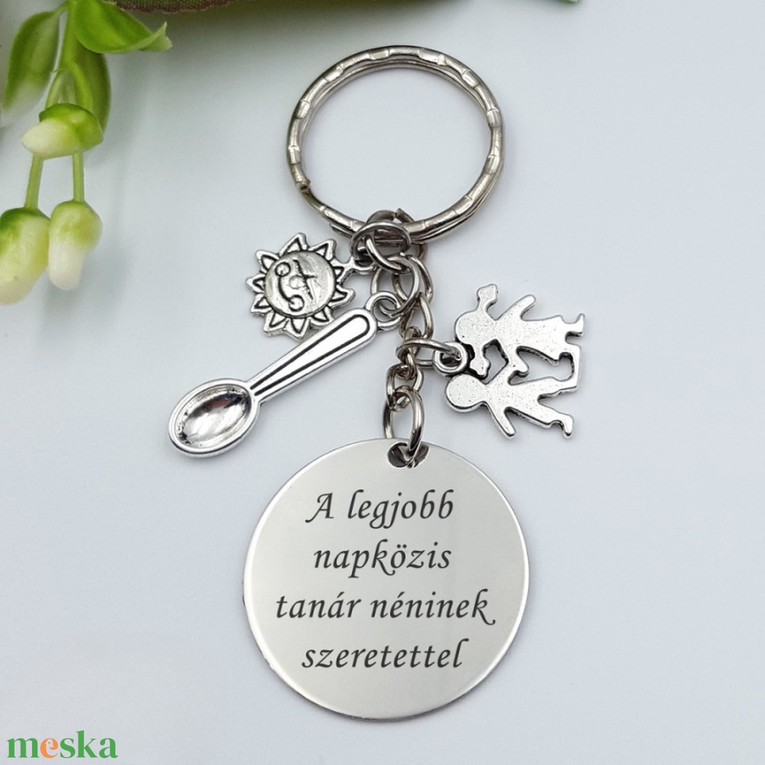 Ajándék napközis tanároknak ballagásra, pedagógusnapra, tanév végére - Gravírozott szöveges ballagási kulcstartó 1. - táska & tok - kulcstartó & táskadísz - kulcstartó - Meska.hu