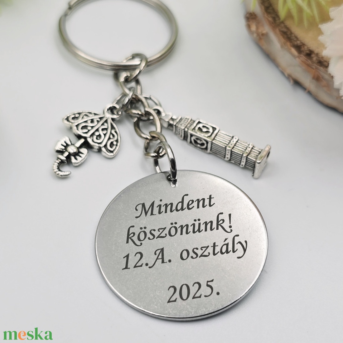 Ajándék angoltanároknak ballagásra, pedagógusnapra, tanév végére - Gravírozott szöveges ballagási kulcstartó 4. - táska & tok - kulcstartó & táskadísz - kulcstartó - Meska.hu