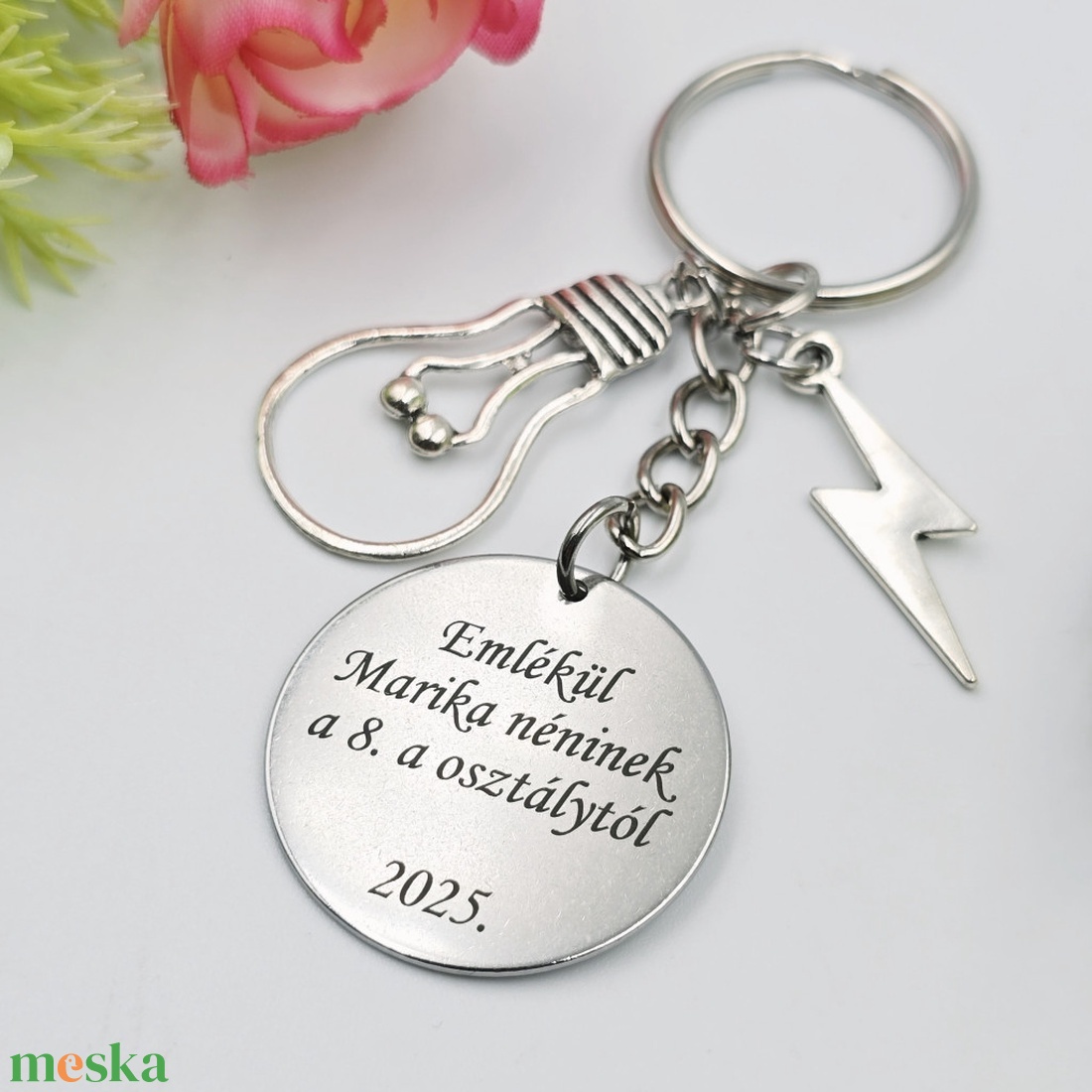 Ajándék fizikatanároknak ballagásra, pedagógusnapra, tanév végére - Gravírozott szöveges ballagási kulcstartó 2. - táska & tok - kulcstartó & táskadísz - kulcstartó - Meska.hu