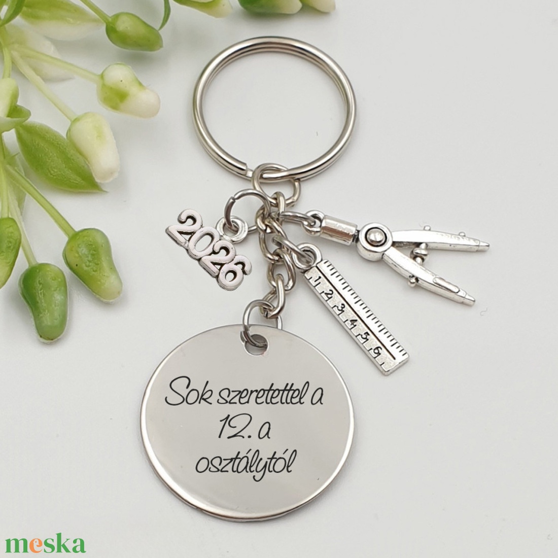 Ajándék matematikatanároknak ballagásra, pedagógusnapra, tanév végére - Gravírozott szöveges ballagási kulcstartó 2. - táska & tok - kulcstartó & táskadísz - kulcstartó - Meska.hu