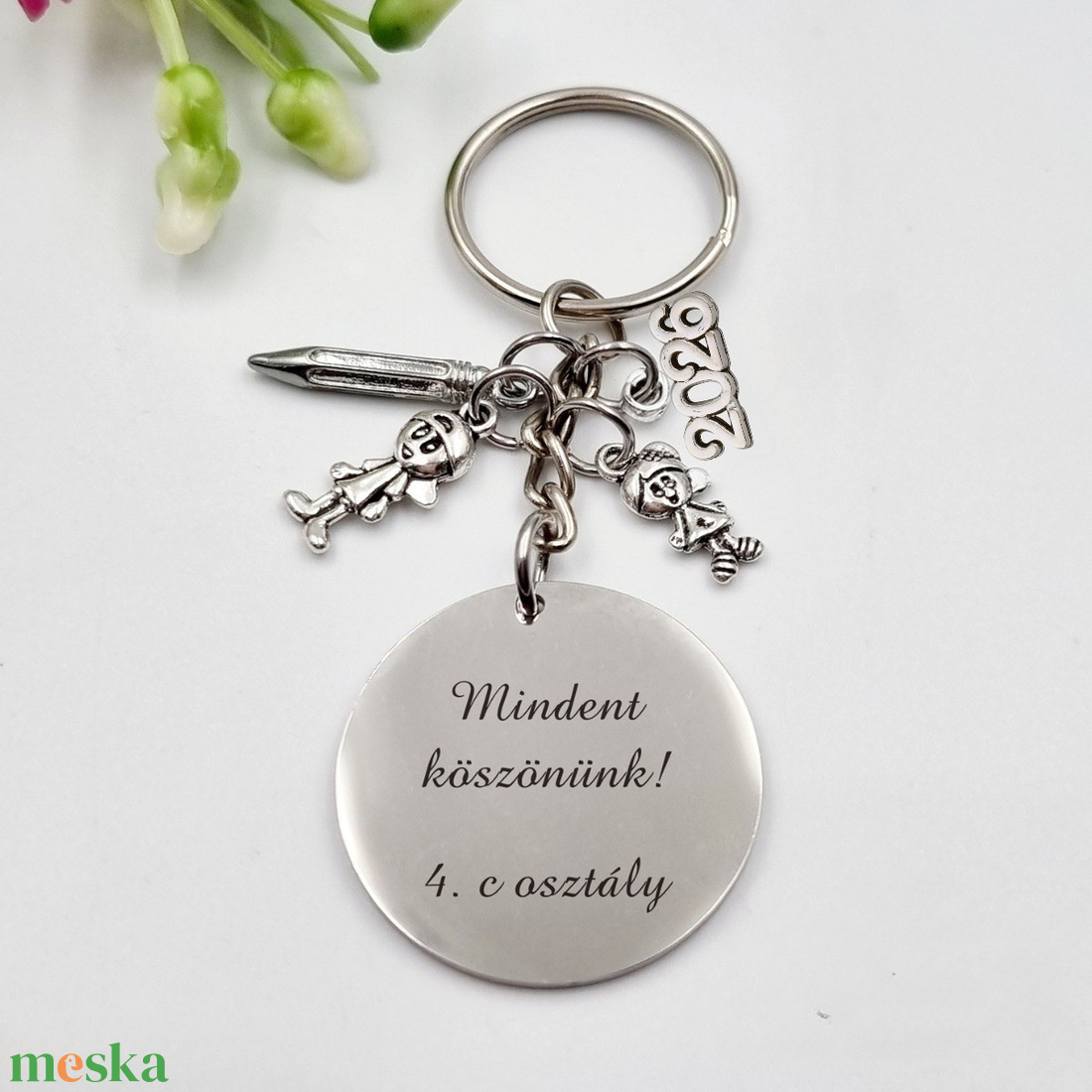 Ajándék tanító néniknek ballagásra, pedagógusnapra, tanév végére - Gravírozott szöveges ballagási kulcstartó 5. - táska & tok - kulcstartó & táskadísz - kulcstartó - Meska.hu