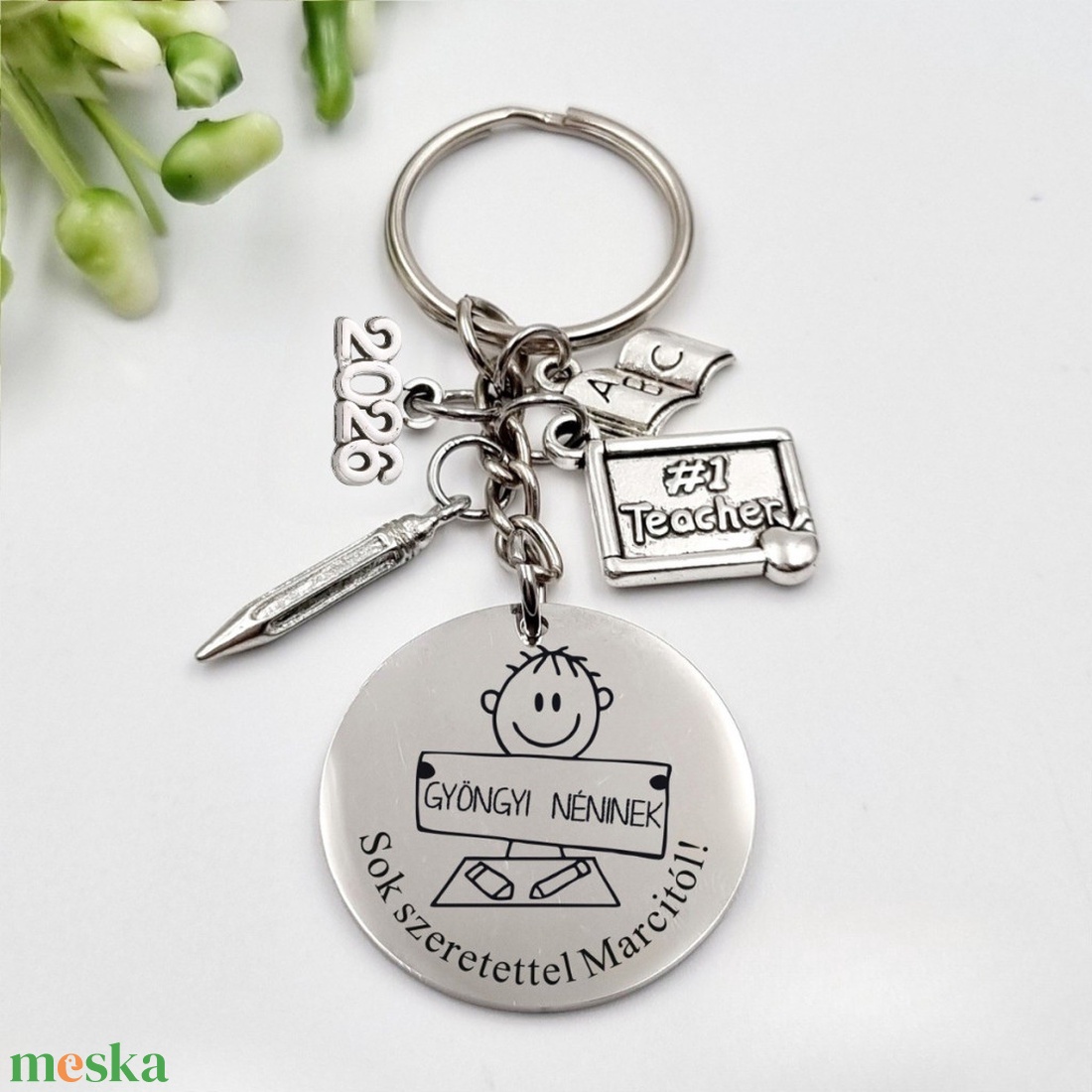Tanító néninek ajándék ballagásra, pedagógusnapra, tanév végére - Gravírozott grafikás ballagási kulcstartó 6_11. - táska & tok - kulcstartó & táskadísz - kulcstartó - Meska.hu