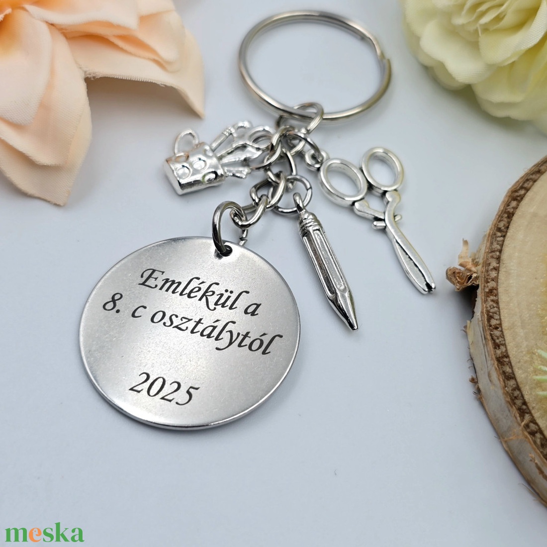 Ajándék technikatanároknak ballagásra, pedagógusnapra, tanév végére - Gravírozott szöveges ballagási kulcstartó 2. - táska & tok - kulcstartó & táskadísz - kulcstartó - Meska.hu