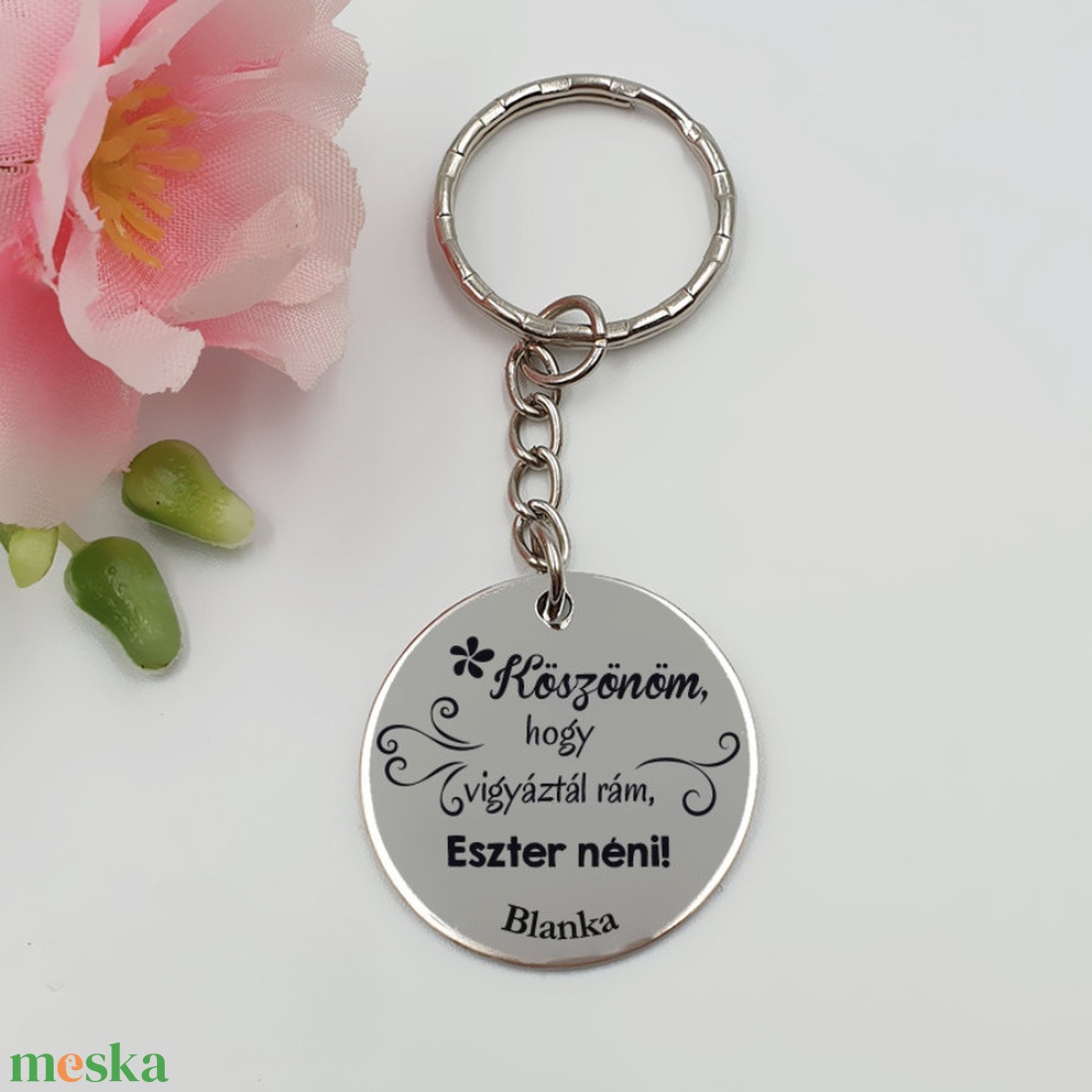 Ajándék óvó néninek, pedagógusnapra - Kulcstartó Köszönöm, hogy vigyáztál rám felirattal, egyedi nevekkel - táska & tok - kulcstartó & táskadísz - kulcstartó - Meska.hu