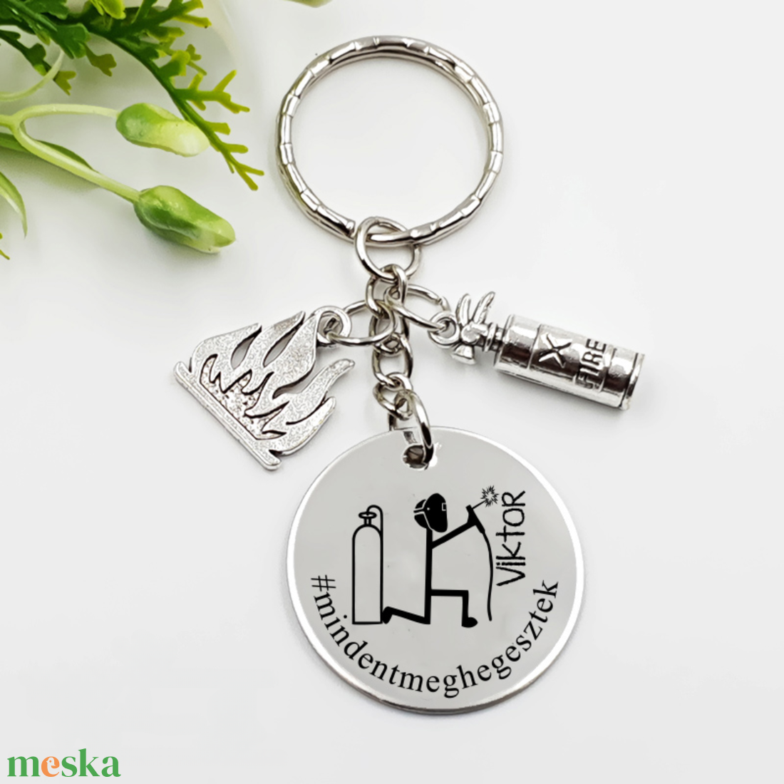 Hegesztőknek ajándék - hegesztő kulcstartó grafikával, egyedi névvel, felirattal - táska & tok - kulcstartó & táskadísz - kulcstartó - Meska.hu