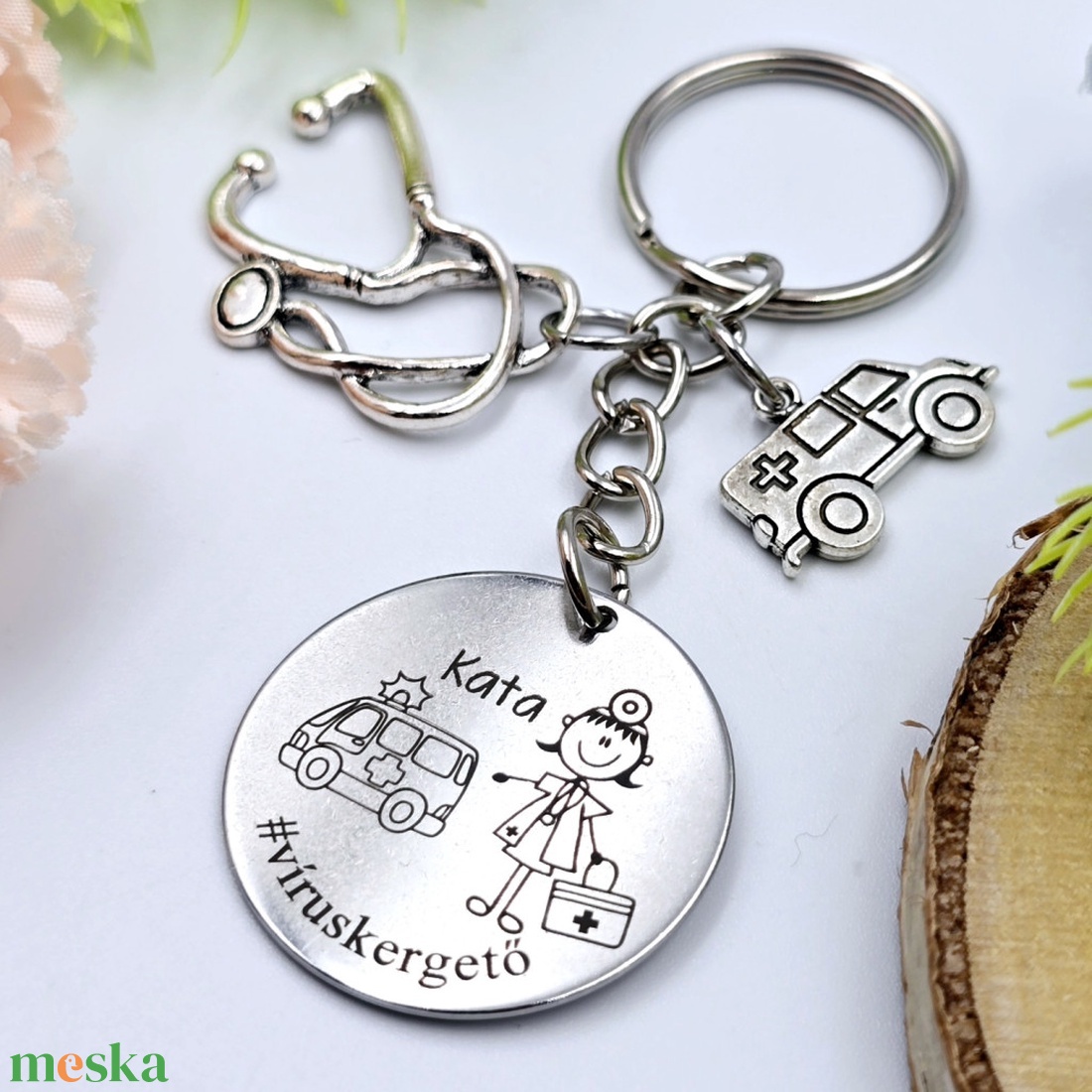 Mentősnőnek ajándék - mentősnő kulcstartó grafikával, egyedi névvel, felirattal - táska & tok - kulcstartó & táskadísz - kulcstartó - Meska.hu