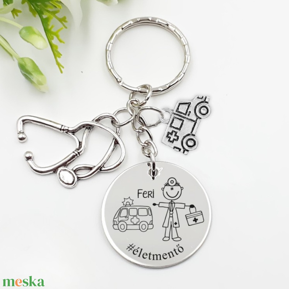 Mentősnek ajándék - mentős kulcstartó grafikával, egyedi névvel, felirattal - táska & tok - kulcstartó & táskadísz - kulcstartó - Meska.hu