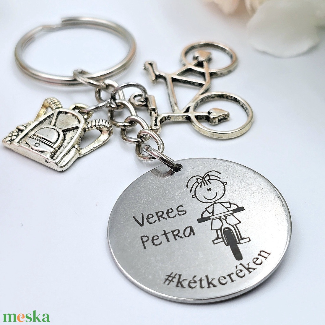 Biciklisnek ajándék - biciklis kulcstartó grafikával, egyedi névvel, felirattal - táska & tok - kulcstartó & táskadísz - kulcstartó - Meska.hu