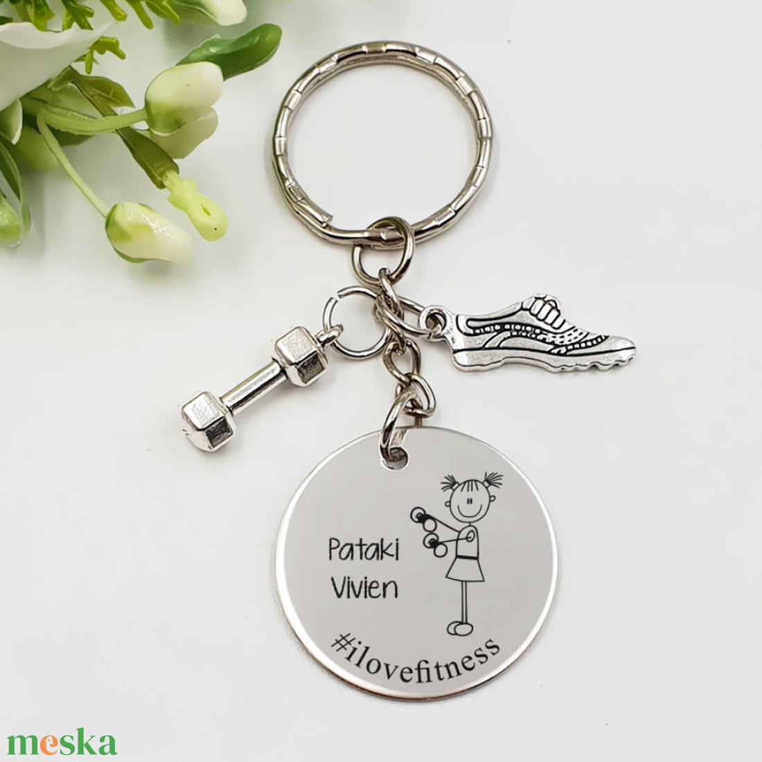 Sportolónőnek ajándék - sportolónő kulcstartó grafikával, egyedi névvel, felirattal - táska & tok - kulcstartó & táskadísz - kulcstartó - Meska.hu