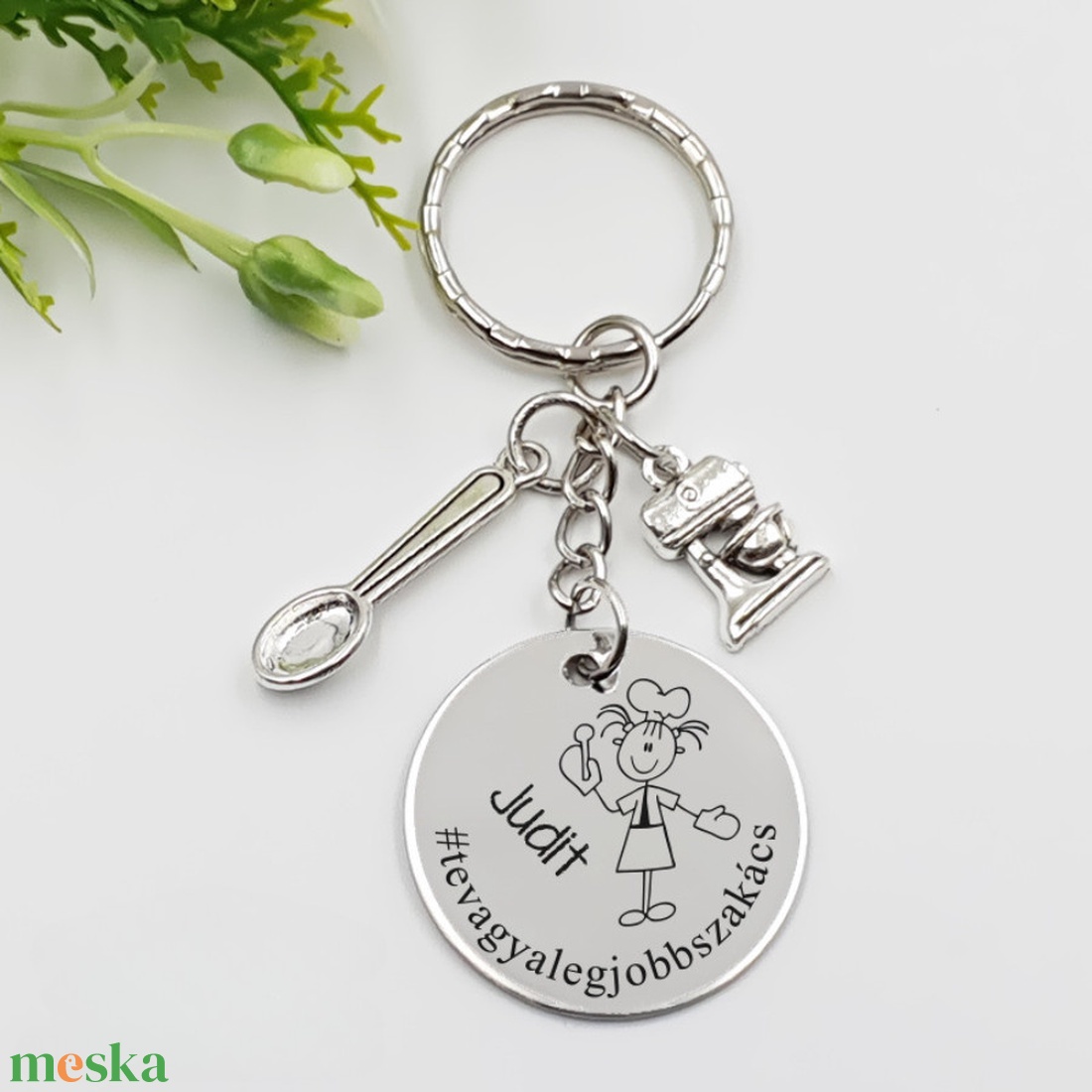 Szakácsnőnek ajándék - szakácsnő kulcstartó grafikával, egyedi névvel, felirattal - táska & tok - kulcstartó & táskadísz - kulcstartó - Meska.hu