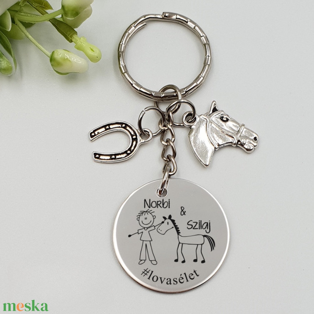 Lovasoknak ajándék - lovas kulcstartó grafikával, egyedi névvel, felirattal - táska & tok - kulcstartó & táskadísz - kulcstartó - Meska.hu