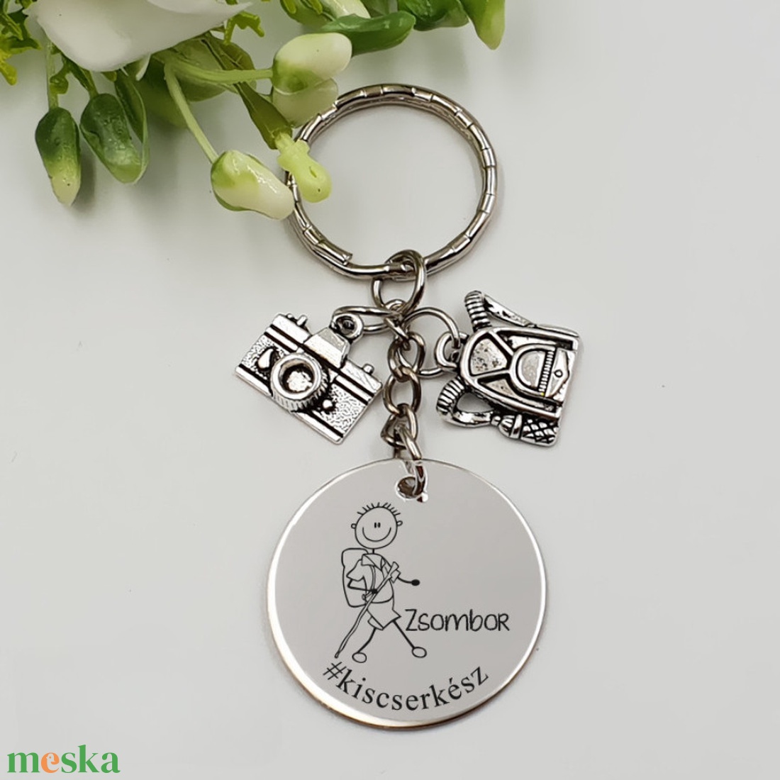 Természetjárónak ajándék - természetjáró kulcstartó grafikával, egyedi névvel, felirattal - táska & tok - kulcstartó & táskadísz - kulcstartó - Meska.hu