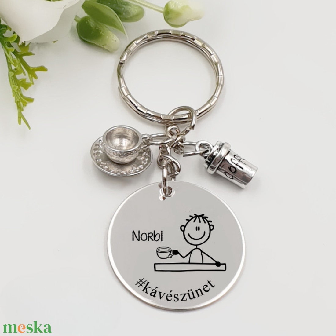Kávérajongónak ajándék - kávérajongó kulcstartó grafikával, egyedi névvel, felirattal - táska & tok - kulcstartó & táskadísz - kulcstartó - Meska.hu