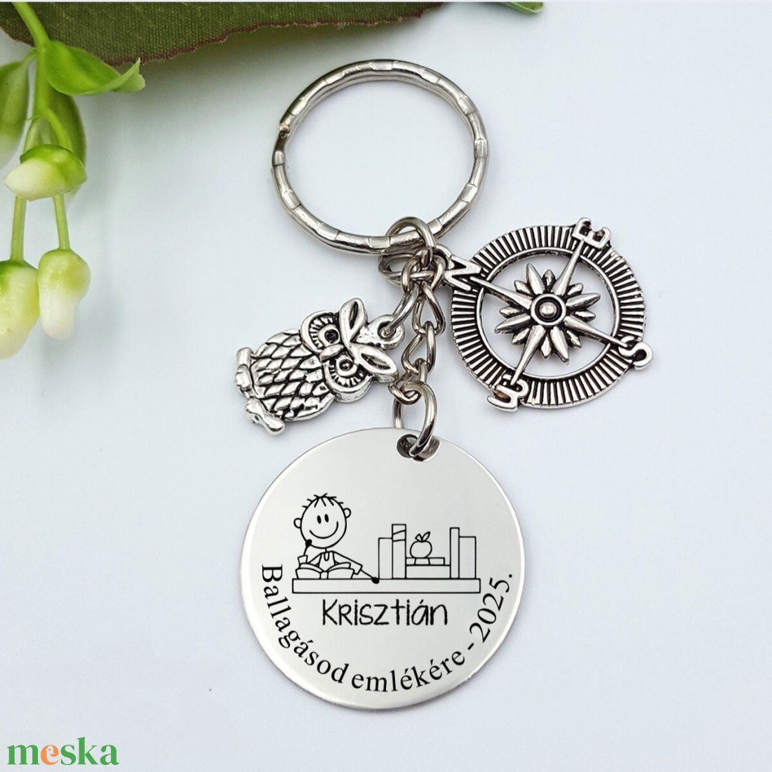Ballagási ajándék fiúknak - Gravírozott grafikás ballagási kulcstartó végzősöknek 1_66. - táska & tok - kulcstartó & táskadísz - kulcstartó - Meska.hu