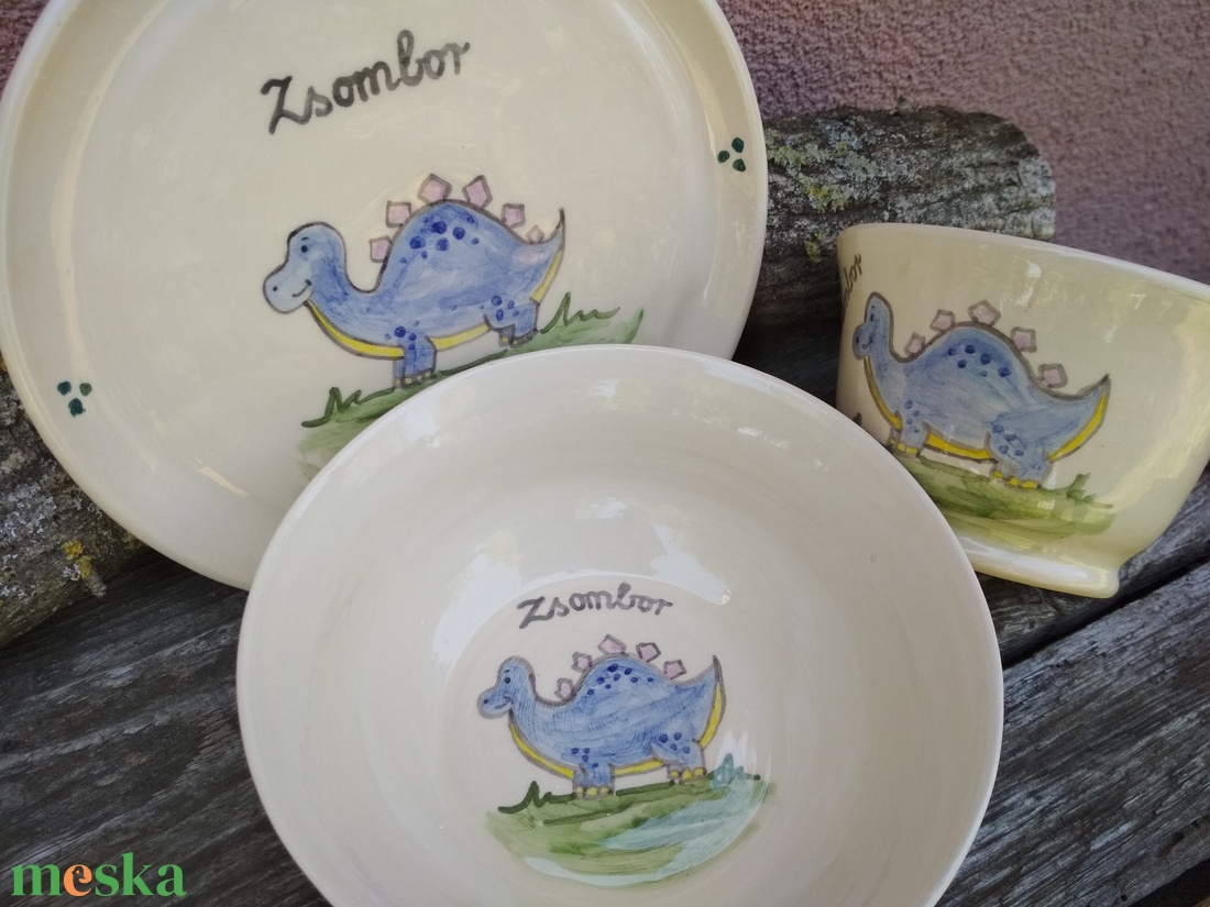 Dinoszauruszos gyerek étkészlet, - otthon & életmód - konyhafelszerelés, tálalás - tálalás - tányér & étkészlet - Meska.hu Dinoszauruszos gyerek étkészlet, - otthon & életmód - konyhafelszerelés, tálalás - tálalás - tányér & étkészlet - Meska.hu