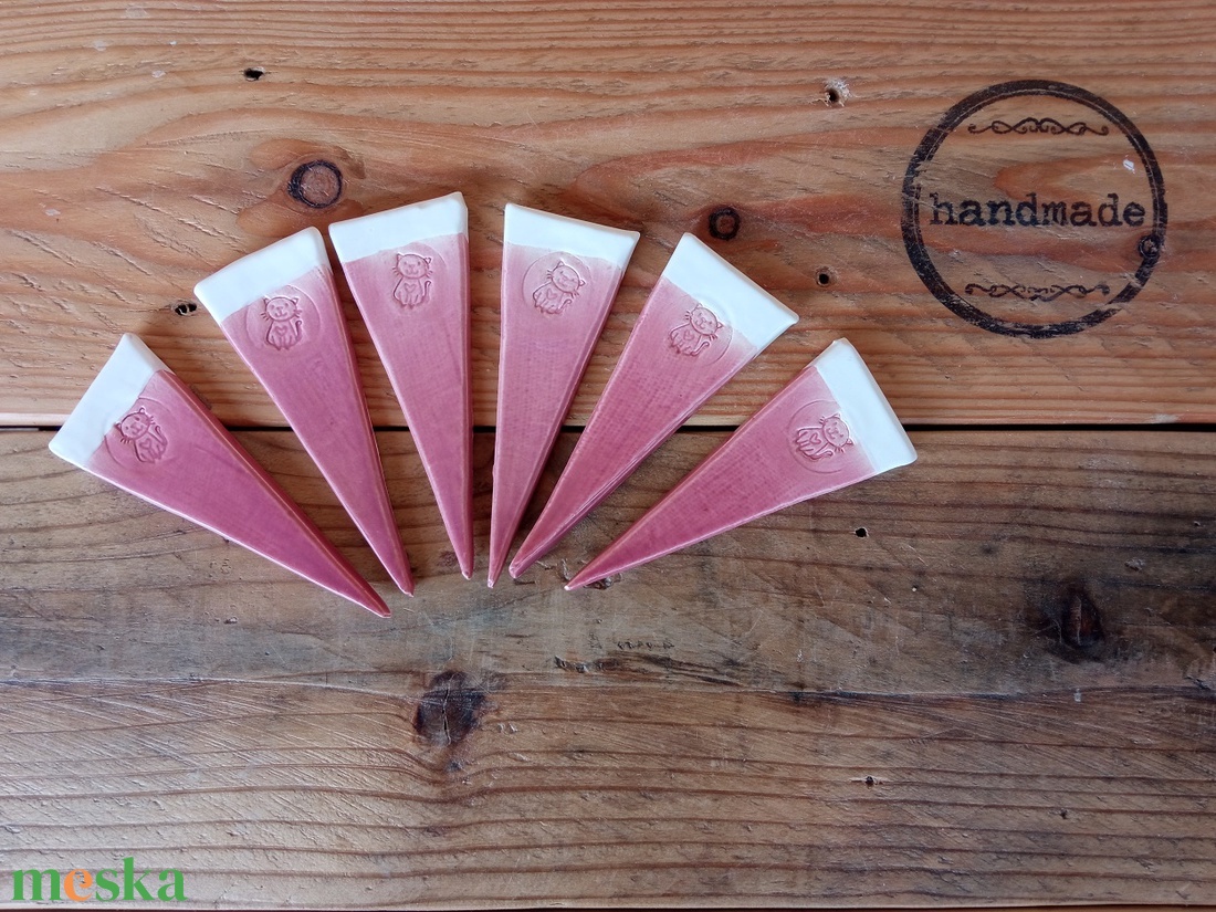 Írható növényjelölő cicás mintával, mályva színű mázzal - otthon & életmód - ház & kert - növény & veteményes - Meska.hu