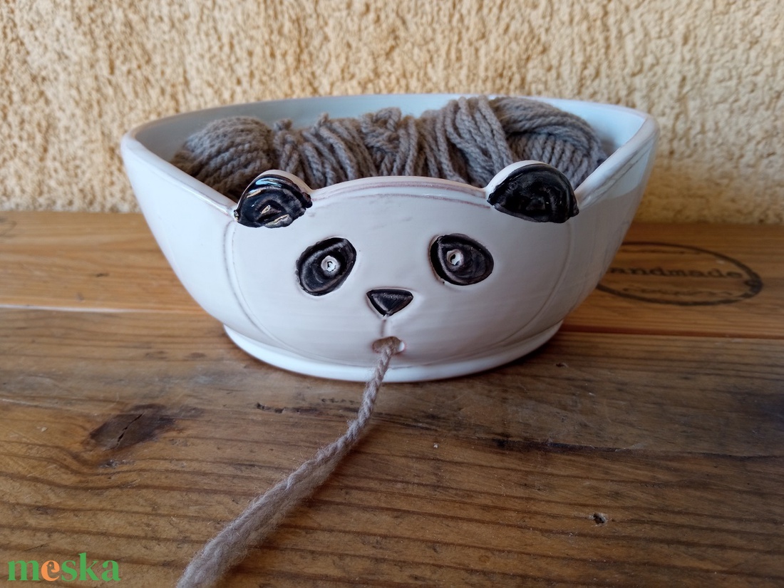 Panda fonaltartó - otthon & életmód - lakástextil - varrókellék - Meska.hu Panda fonaltartó - otthon & életmód - lakástextil - varrókellék - Meska.hu