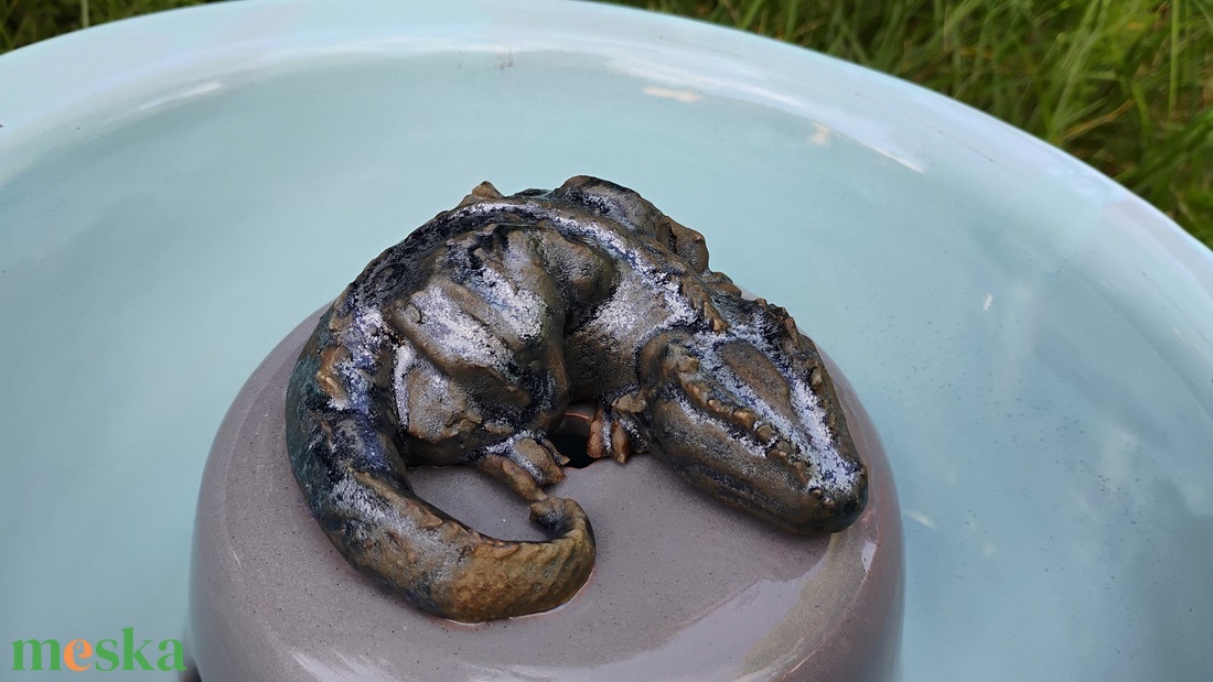 Kisállat itató, cica ivókút, szobaszökőkút - otthon & életmód - kisállatoknak - macska etetőtál - Meska.hu