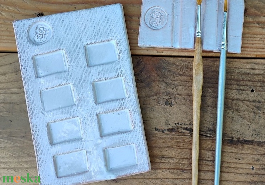 Festő szett, ecsettartó festékpalettával - kellékek & szerszámok - szerszámok, eszközök - ecset, vászon - Meska.hu