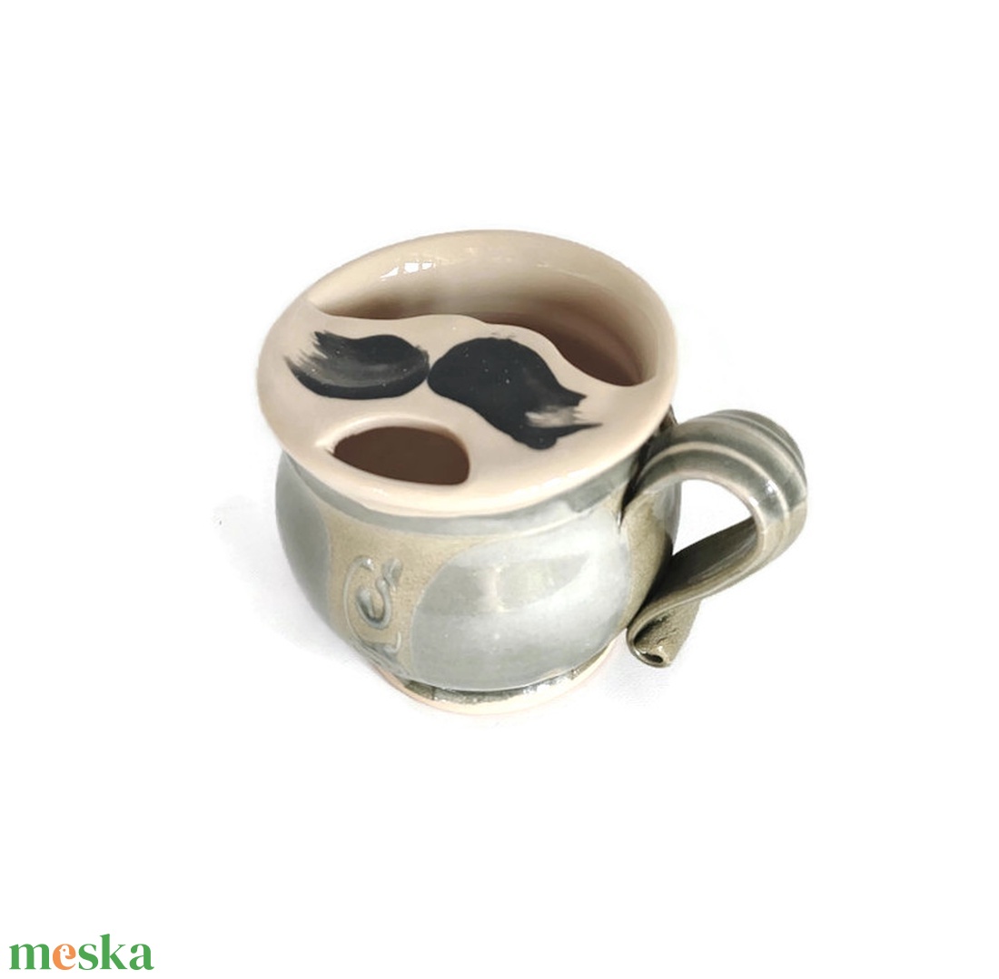 Bajuszvédős kávés bögre sötétkék - otthon & életmód - konyhafelszerelés, tálalás - tálalás - bögre & csésze - Meska.hu