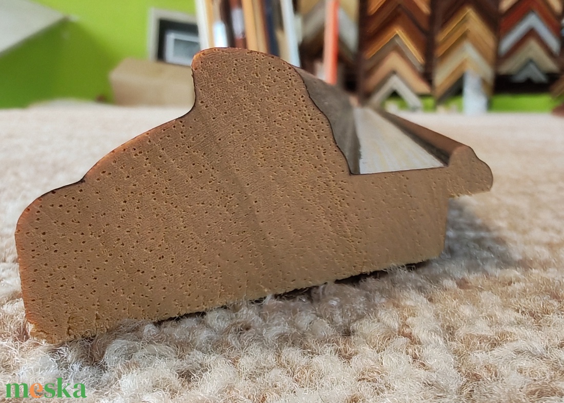 Klasszikus barna fa képkeret � arany díszcsíkkal és fehér betéttel - otthon & életmód - dekoráció - kép & falikép - képkeret - Meska.hu