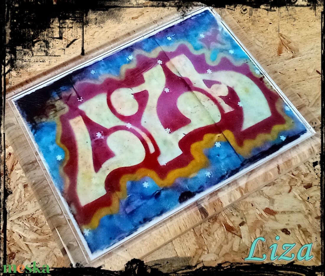 Neves graffitis hűtőmágnes-Liza - otthon & életmód - konyhafelszerelés, tálalás - konyhai dekoráció - hűtőmágnes - Meska.hu