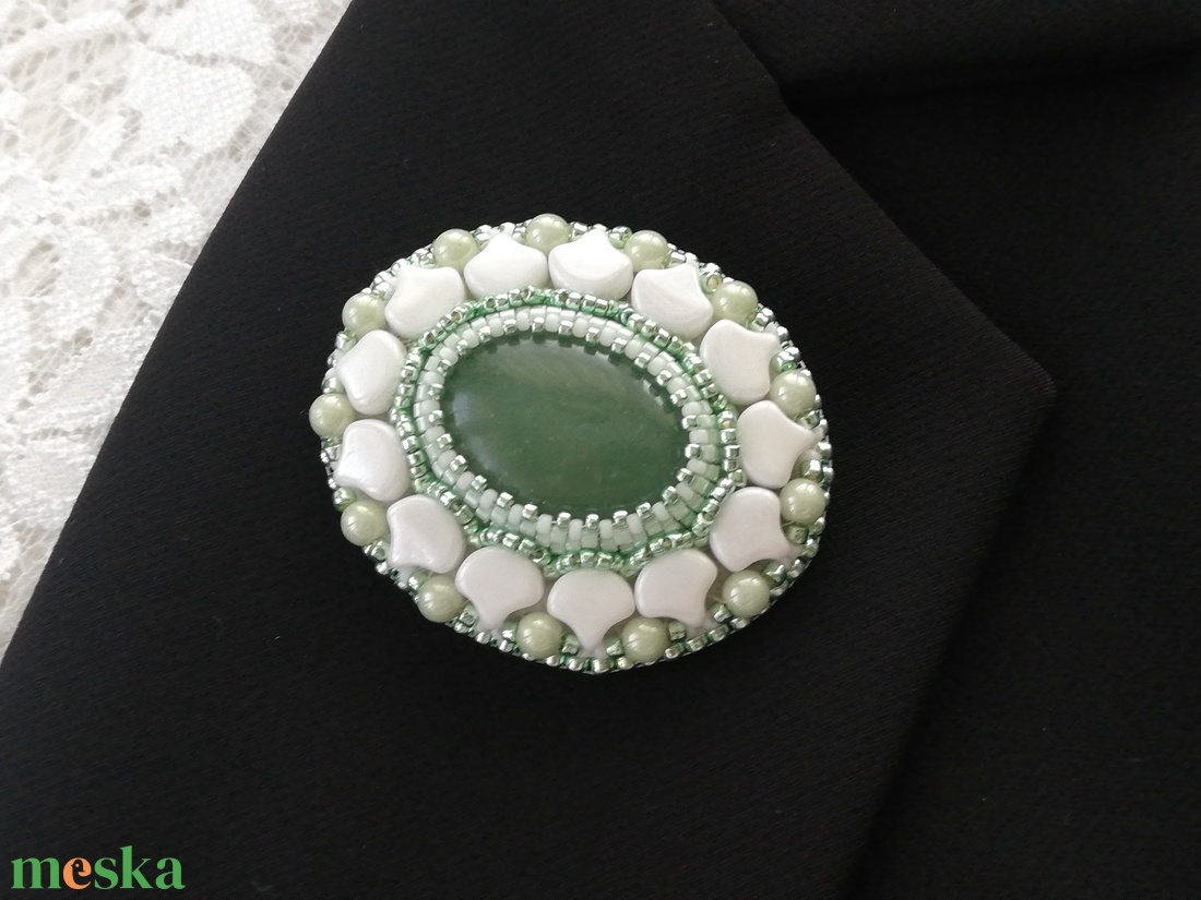 Aventurin bross - ékszer - kitűző és bross - kitűző - Meska.hu Aventurin bross - ékszer - kitűző és bross - kitűző - Meska.hu