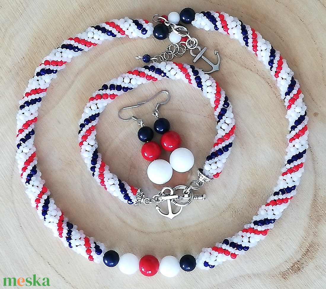 Navy stílusú ékszerszett, nyaklánc, karkötő, fülbevaló ékszergarnitúra - ékszer - ékszerszett - Meska.hu Navy stílusú ékszerszett, nyaklánc, karkötő, fülbevaló ékszergarnitúra - ékszer - ékszerszett - Meska.hu