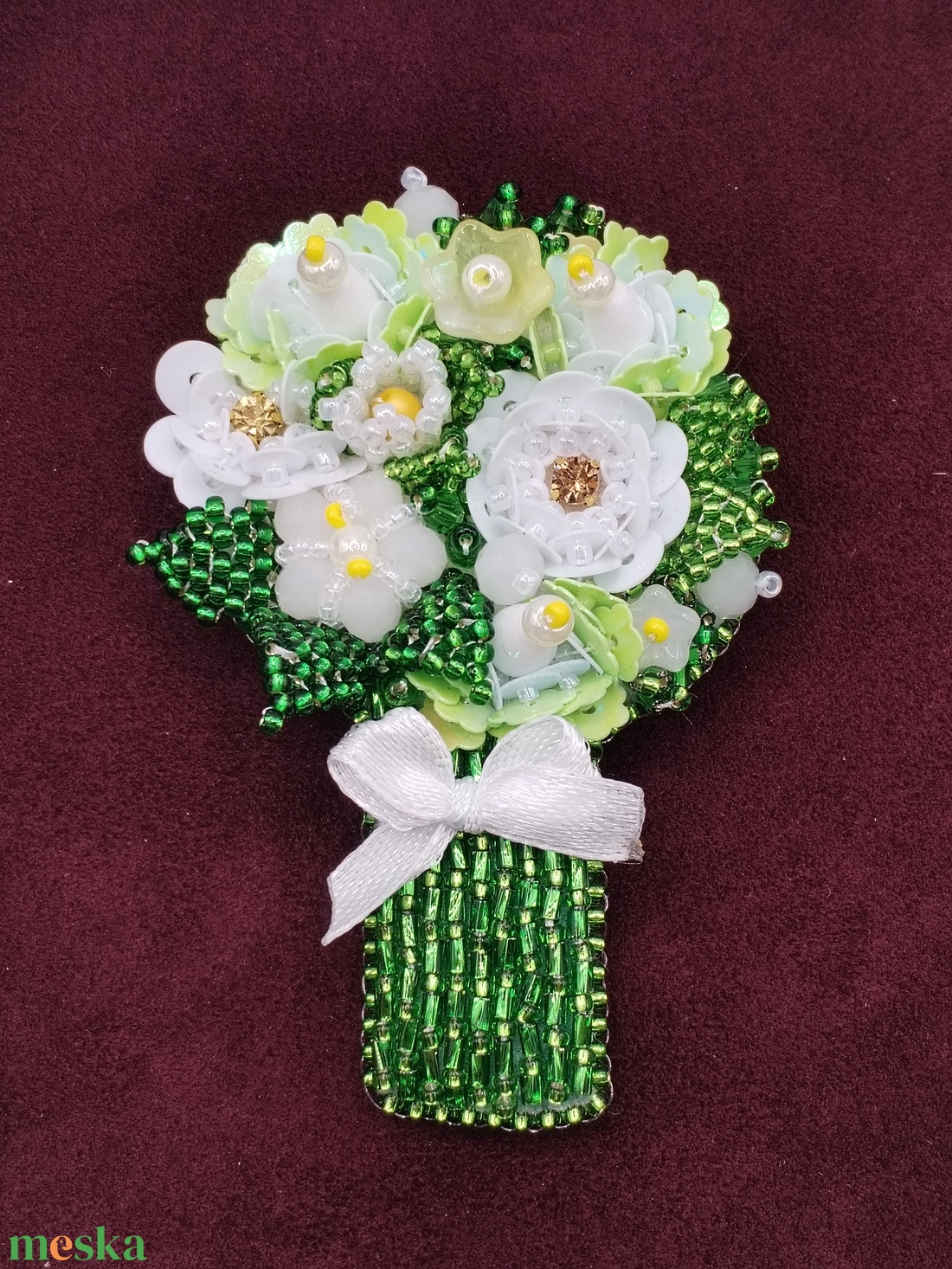 Virágcsokor bross - ékszer - kitűző és bross - Meska.hu Virágcsokor bross - ékszer - kitűző és bross - Meska.hu