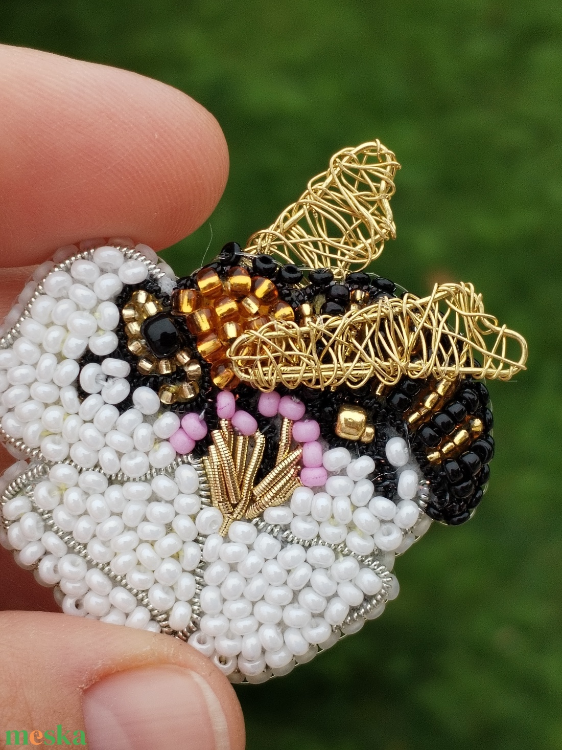 Méhecske bross - ékszer - kitűző és bross - Meska.hu