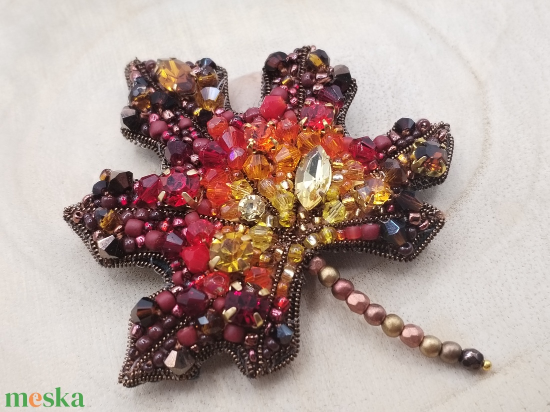 Őszi levél bross - ékszer - kitűző és bross - Meska.hu