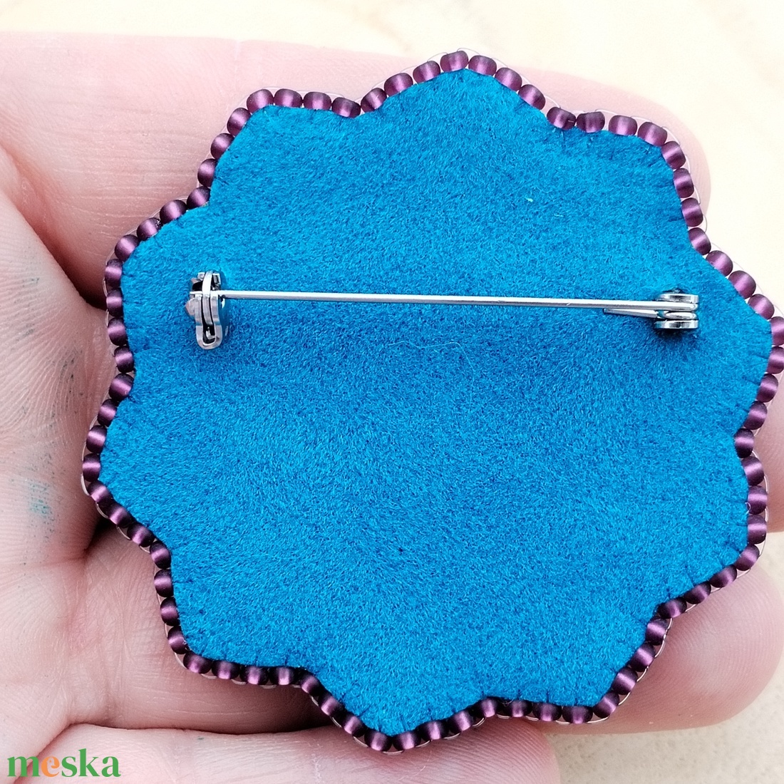 Kökörcsin bross - ékszer - kitűző és bross - Meska.hu