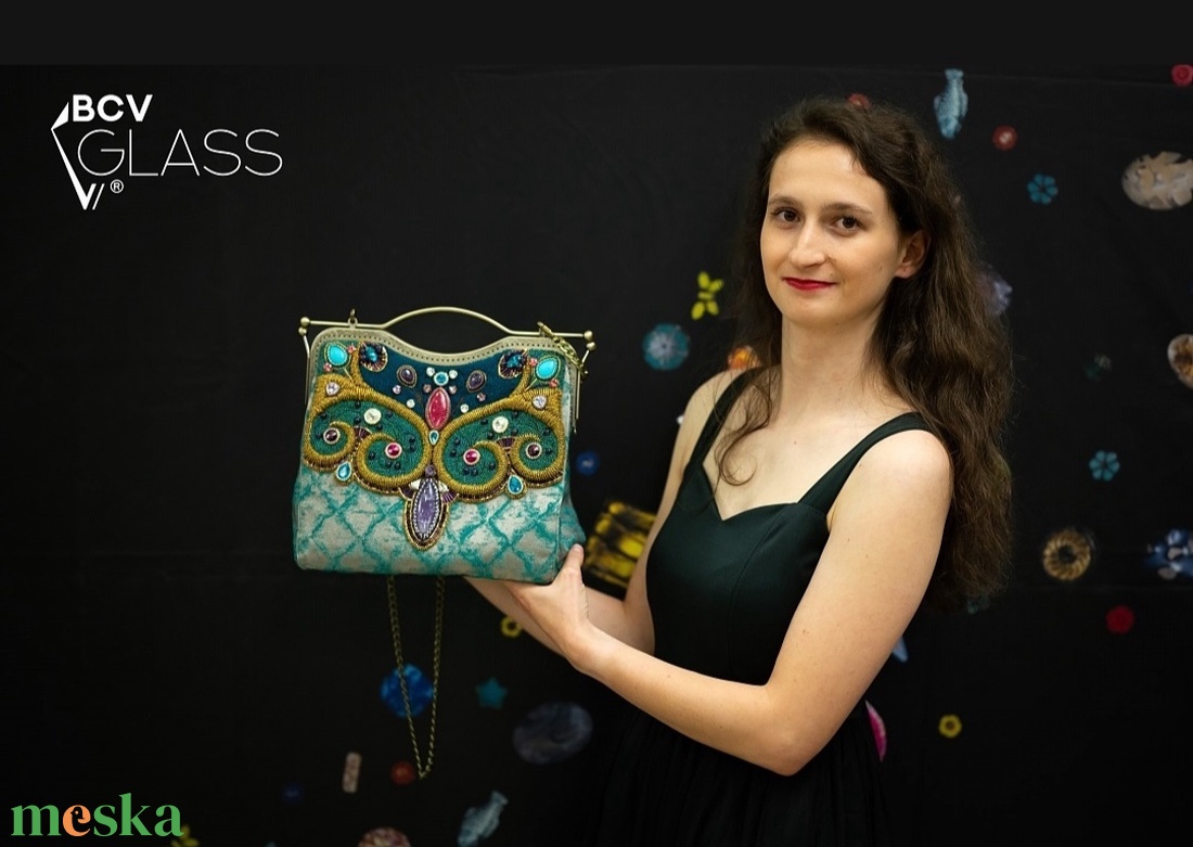 Ametiszt-pávakék hímzett táska - táska & tok - kézitáska & válltáska - kézitáska - Meska.hu