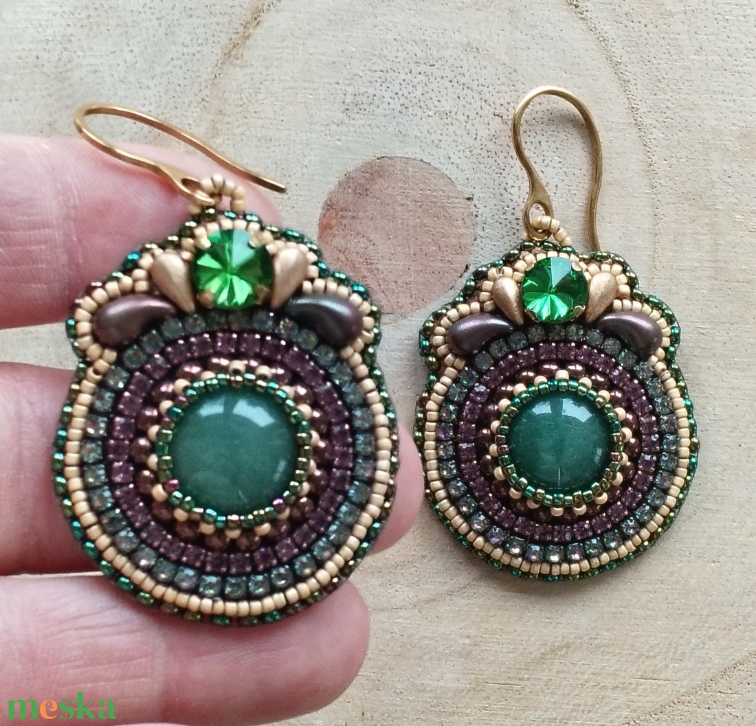 Aventurin hímzett fülbevaló  - ékszer - fülbevaló - lógó fülbevaló - Meska.hu