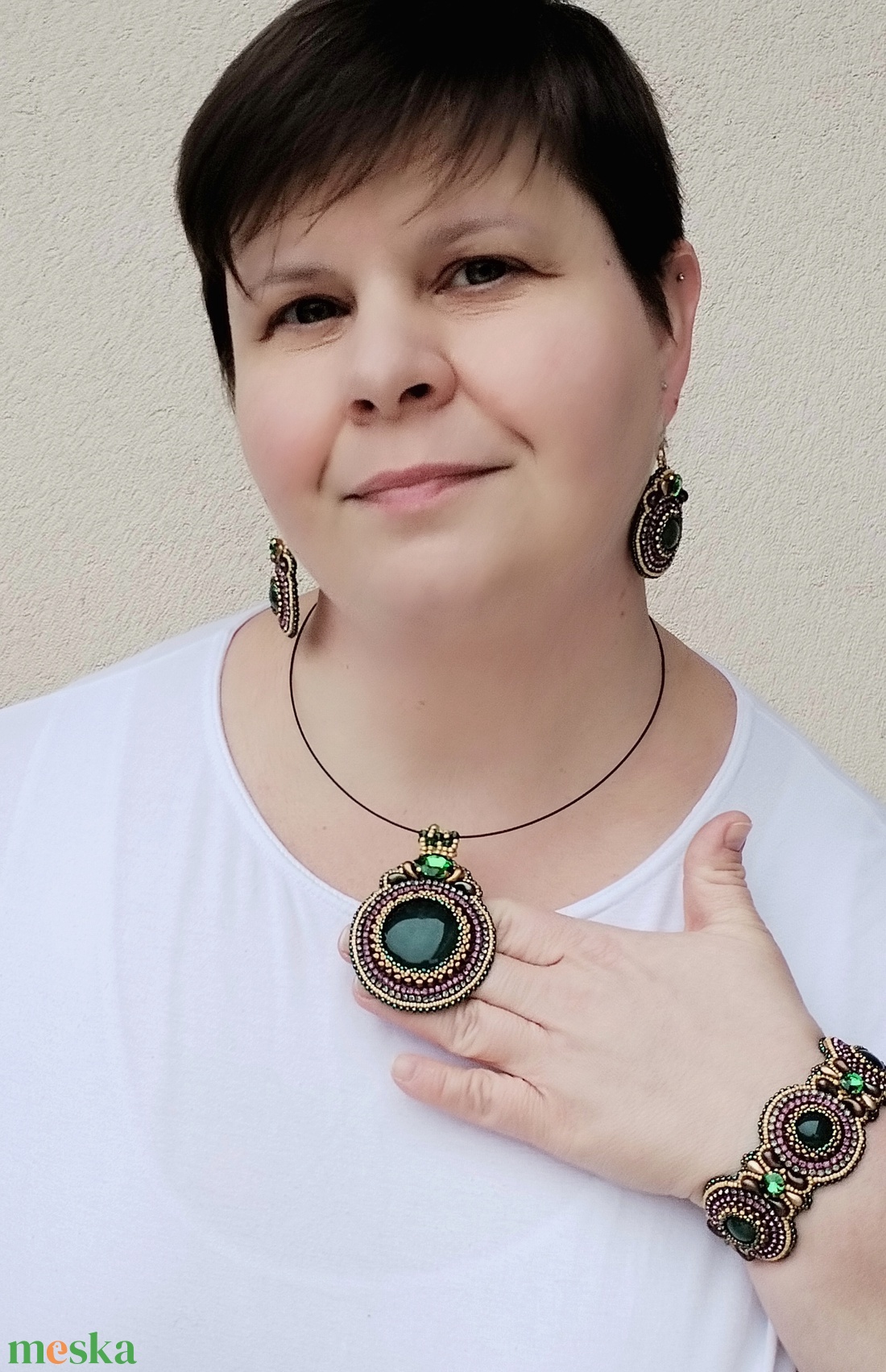 Aventurin kabosonos medál  - ékszer - nyaklánc - medál - Meska.hu