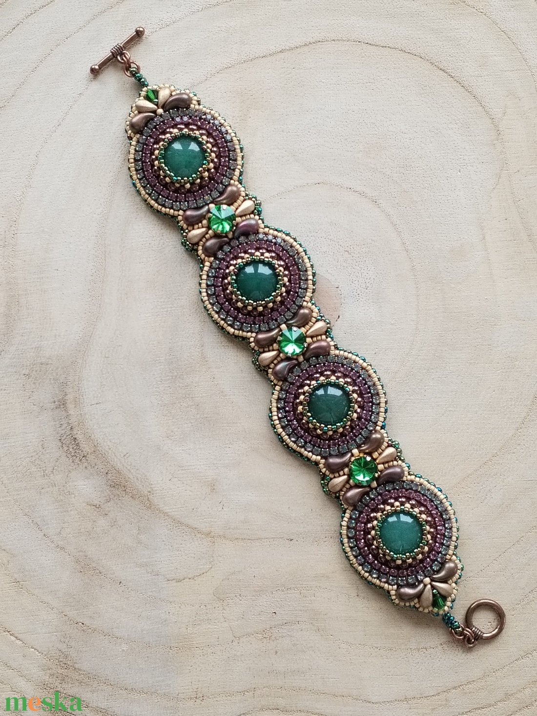 Aventurin hímzett karkötő  - ékszer - karkötő - széles karkötő - Meska.hu