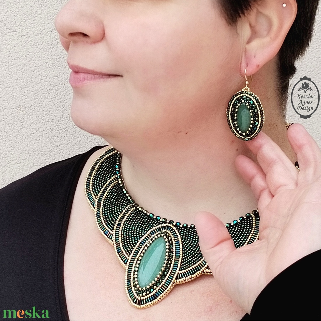 Ízisz szárnyai, Ovális aventurin egyiptomi stílusú hímzett fülbevaló  - ékszer - fülbevaló - lógó fülbevaló - Meska.hu