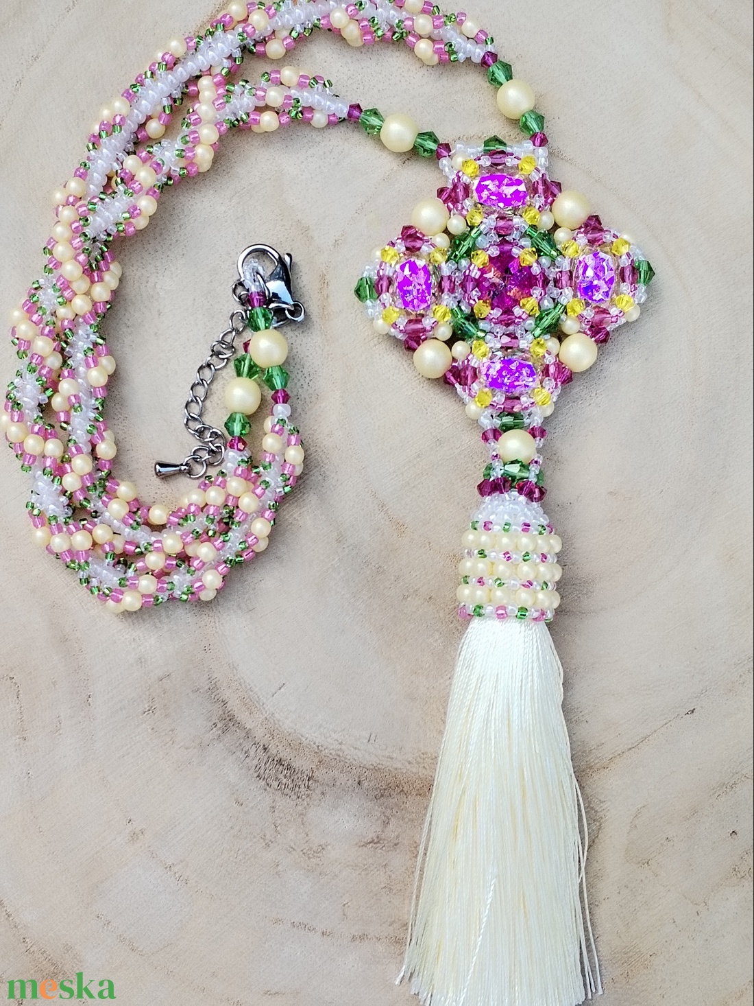 DIY- tutorial, Négyszögletes, csillogó medál minta, gyöngyfűzési útmutató  - diy (csináld magad) - fűzésminták - Meska.hu