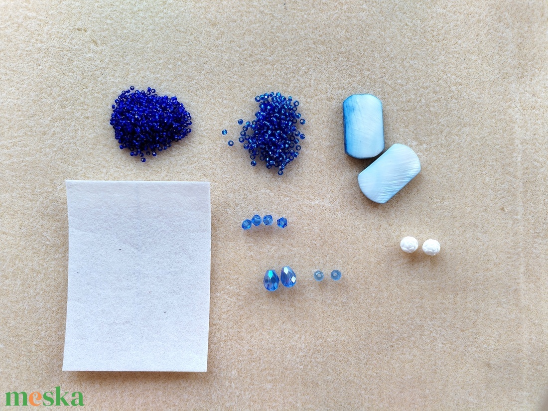 DIY - KIT - gyöngyfűző csomag - Kék hölgy fülbevaló - diy (csináld magad) - fűzésminták - Meska.hu